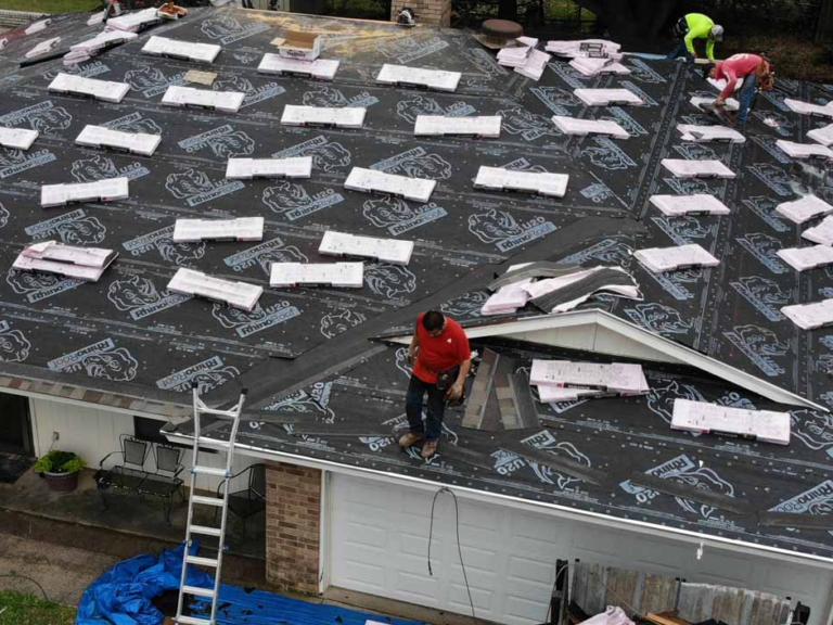 Roofing Contractor in Royse City